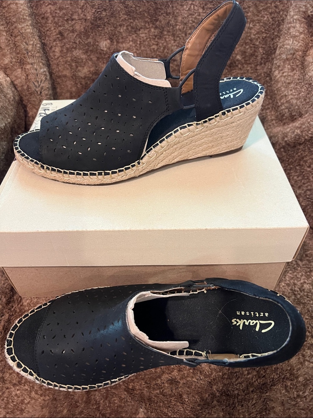 9 W Clarks Black Perforated Espadrille Wedge  2 1/2 inch chill
